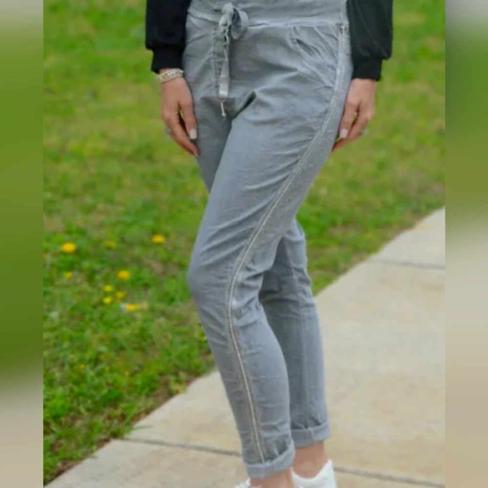 Women’s Gray Drawstring Jogger Pants